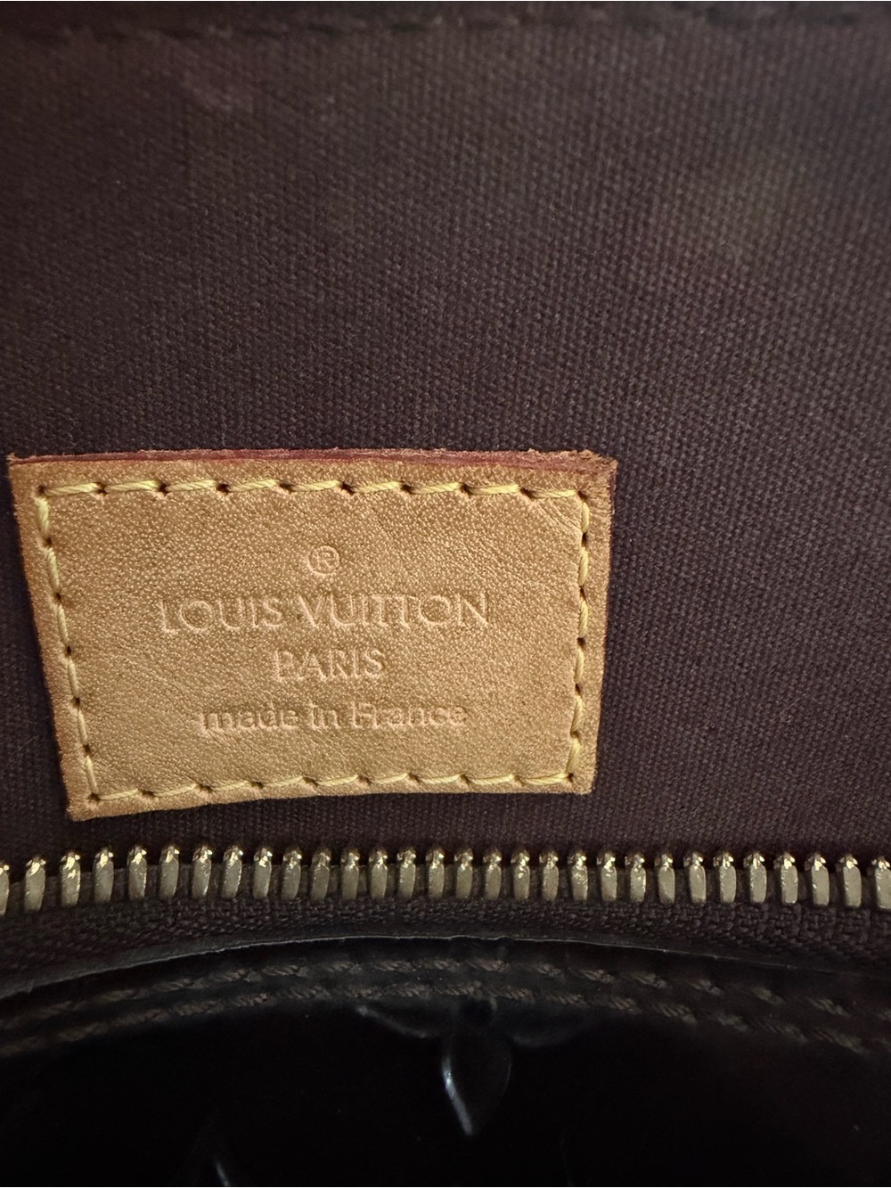 Louis Vuitton Vernis Alma GM Satchel in Deep Burgundy - Picture 11 of 14